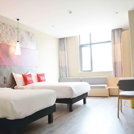 Hotel Ibis Nanjing Tianyin Avenue Extérieur photo