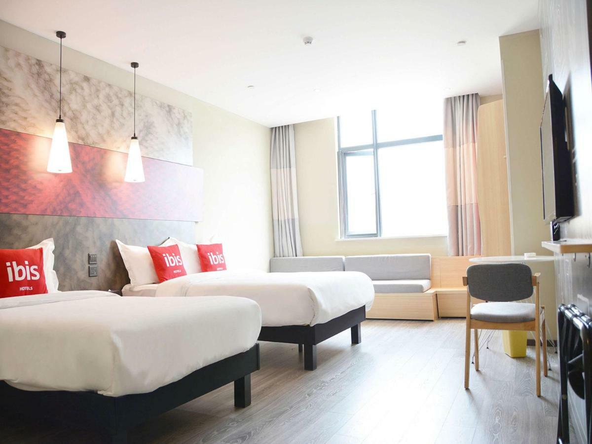 Hotel Ibis Nanjing Tianyin Avenue Extérieur photo
